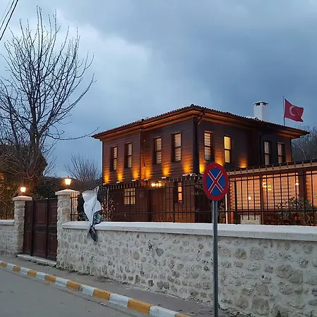 酒店 Atakale Butik Kıyıköy